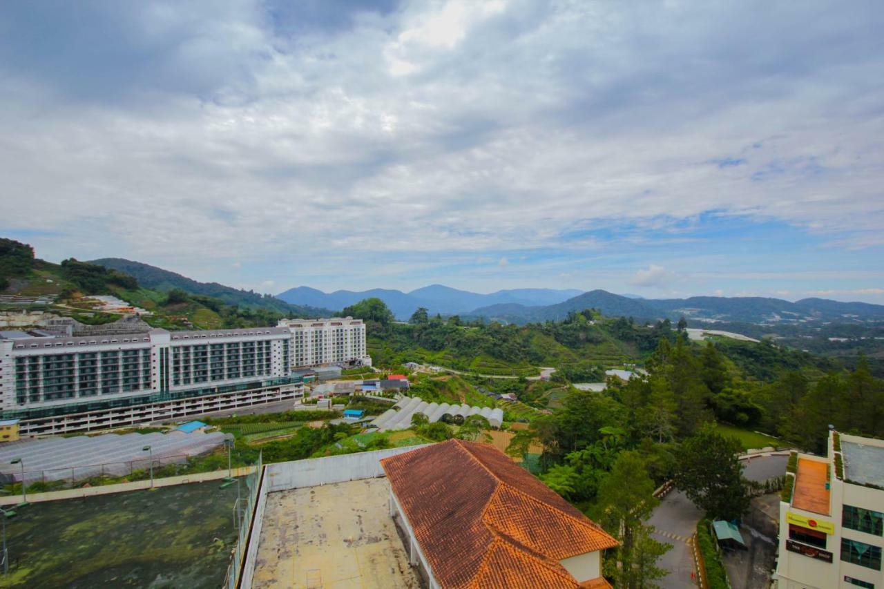 Fun Apartment @ Equatorial Hill Resort Камерон-Гайлендс Екстер'єр фото